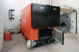 Serie Locomotora - Caldera de agua caliente de combustible sólido con carga manual Imágenes
