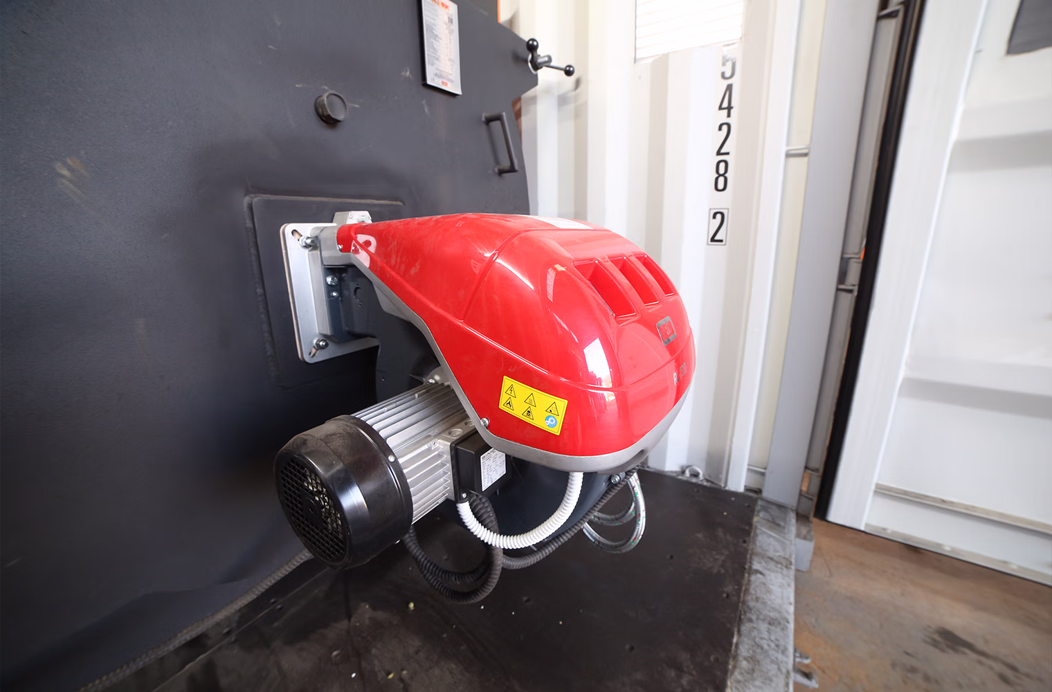 Atom Serisi Mobil Kazan Dairesi – Taşınabilir Sıcak Su Kazanı 3255