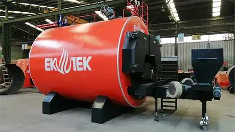 مرجل بخار يعمل بالوقود الصلب