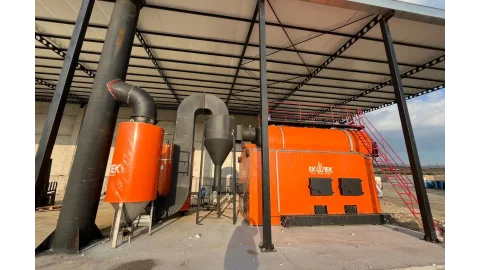 Slide Série hybride – chaudières à vapeur à combustible solide 8