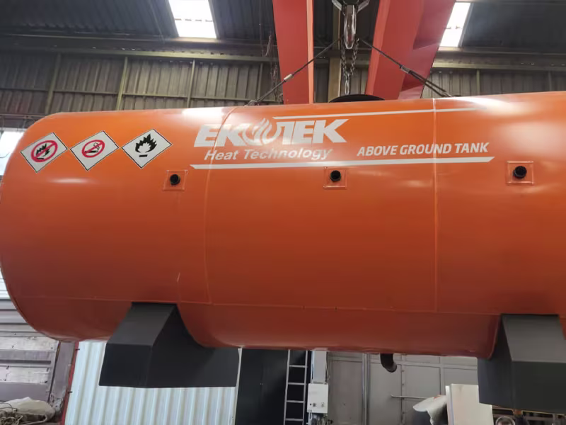 Slide Réservoir de carburant hors sol 4