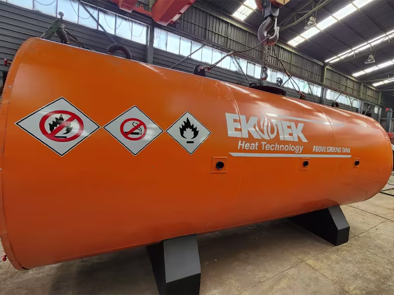 Thumb Réservoir de carburant hors sol 1