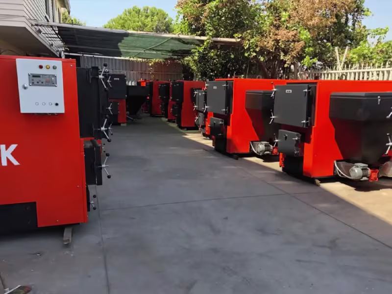 Slide Serie Torch - Caldera de Agua Caliente de Combustible Sólido 6