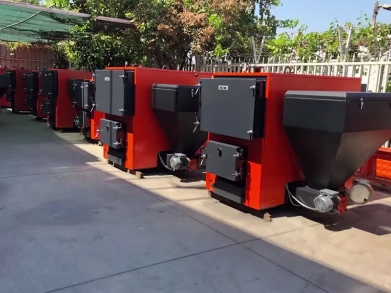 Slide Serie Torch - Caldera de Agua Caliente de Combustible Sólido 7