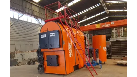 Slide Série Relâmpago - Caldeira de Vapor a Combustível Sólido Semi-Cilíndrica 10