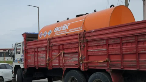 Slide Yer Üstü Yakıt Tankı 4