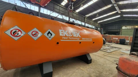 Slide Yer Üstü Yakıt Tankı 1