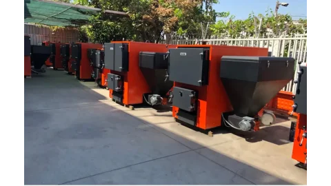 Slide Série Tocha - Caldeira de Água Quente a Combustível Sólido 8
