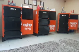 Thumb Série Howitzer - Caldeira de água quente a combustível sólido 5